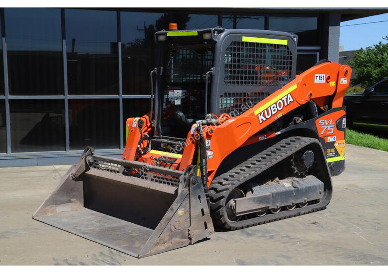 caption 2018 Kubota SVL75