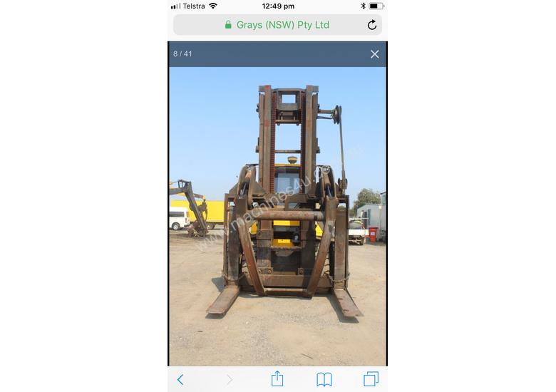 caption Omega Forklift