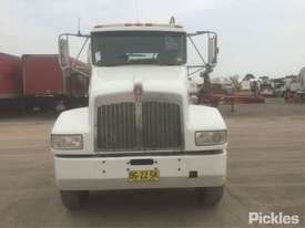 2010 Kenworth T358 - picture1' - Click to enlarge