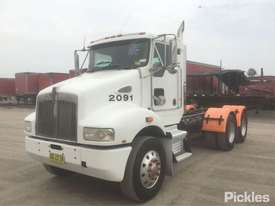 2010 Kenworth T358 - picture2' - Click to enlarge