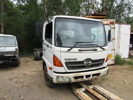 2007 Hino Ranger FD1J Wrecking Stock #1742 - picture0' - Click to enlarge