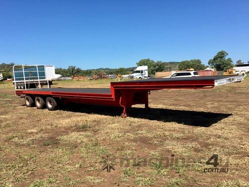 caption LOADMASTER step deck trailer