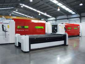 3.0 kW Fiber Laser Cutting Machine - picture0' - Click to enlarge
