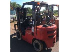 Nissan F2A25U, 2.5Ton (Lift 4.3m) Container Entry, LPG Forklift - picture0' - Click to enlarge