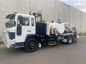 Volvo FL6 Road Maint Truck - picture0' - Click to enlarge