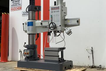 Well Featured Industrial 1000mm Arm With 40mm Radial Drilling