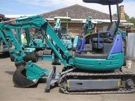 KOMATSU PC20MR canopy, 2.2tonn - picture0' - Click to enlarge