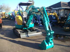 KOMATSU PC20MR canopy, 2.2tonn - picture2' - Click to enlarge