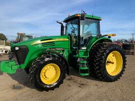 John Deere 7720 MFWD Cabin Tractor - picture0' - Click to enlarge