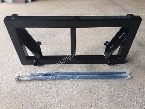 Hay forks to suit euro hitch loader 