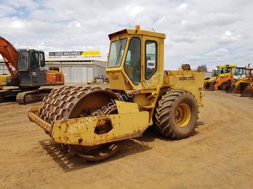 1985 Pacific CP1350 Vibrating Smooth Drum / Padfoot Roller *CONDITIONS APPLY*