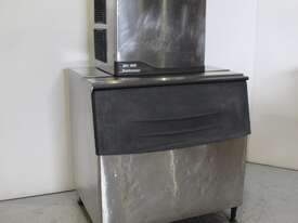 Scotsman MV 806 Ice Machine - picture0' - Click to enlarge