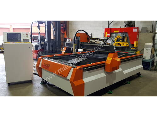 Panther CNC Plasma Table 1325 with Water Sink and Fast Cam Nesting Software, with Razor Cut 80.