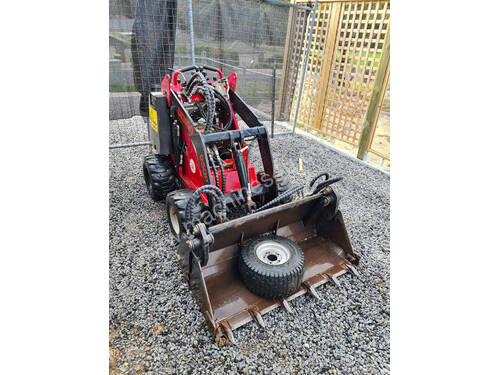 Dingo Mini Loader Digger - only 1376hrs!