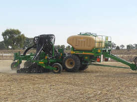 GREAT PLAINS SPARTAN NTA607-2 DRILL - picture0' - Click to enlarge