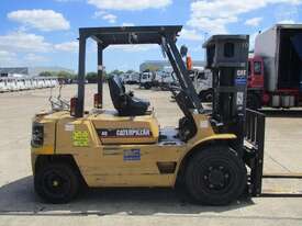 Caterpillar GPL40 - picture1' - Click to enlarge