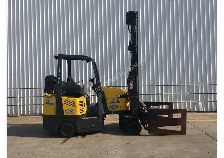 caption 2.0T LPG Narrow Aisle Forklift