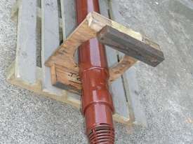 KELLY LEWIS MULTISTAGE TURBINE BORE PUMP - picture1' - Click to enlarge
