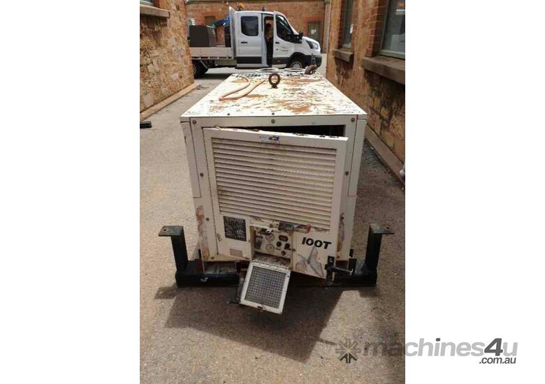 ** UNDER OFFER ** Compair Z100T Truck Mount Air Compressor