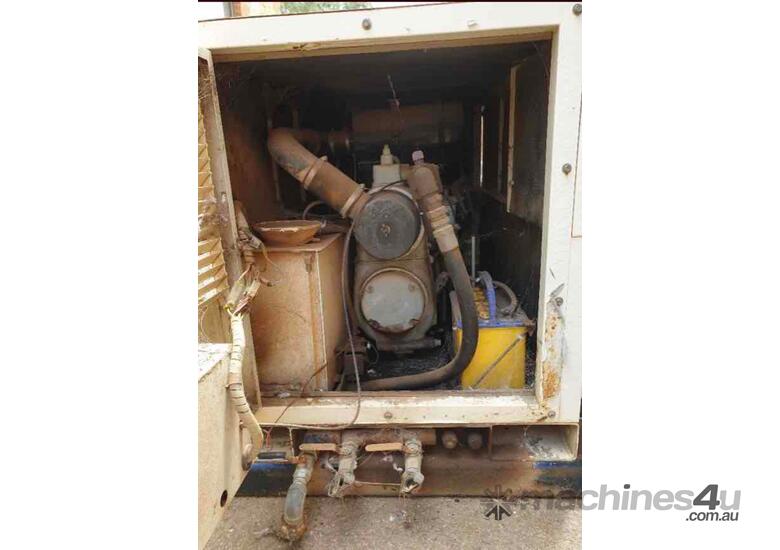 ** UNDER OFFER ** Compair Z100T Truck Mount Air Compressor