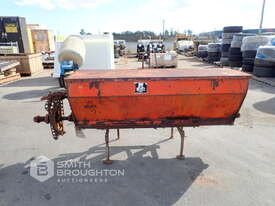 PORT 3 POINT LINKAGE SPREADER BOX - picture0' - Click to enlarge