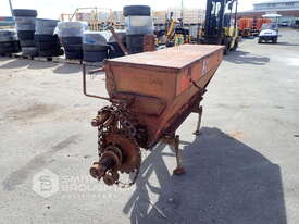PORT 3 POINT LINKAGE SPREADER BOX - picture0' - Click to enlarge