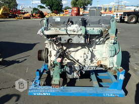 VOLVO 6 CYLINDER DIESEL ENGINE - picture0' - Click to enlarge