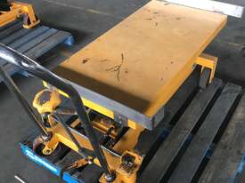 Hydraulic lift trolley - picture0' - Click to enlarge