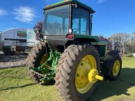 Tractor John Deere 4455 Power shift 4x4 140HP - picture0' - Click to enlarge