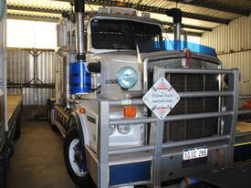 Kenworth Prime Mover - picture0' - Click to enlarge