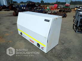 ROCK BOX TRUCK TOOL BOX - picture1' - Click to enlarge