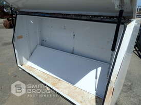 ROCK BOX TRUCK TOOL BOX - picture2' - Click to enlarge