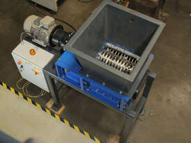 SSI Dual-Shear M45 Two shaft shredder - picture1' - Click to enlarge