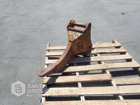 BACKHOE RIPPER ATTACHMENT - picture0' - Click to enlarge