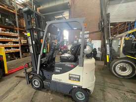 1.8 Tonne Crown Forklift For Sale - picture2' - Click to enlarge