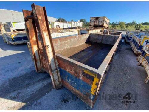 27 609 HOOKLIFT STEEL BIN 6M3 LONG