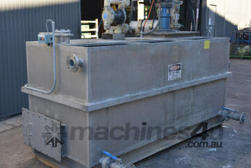 2500L partitioned STAINLESS STEEL 316 tank vessel internal weir 1