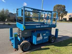 Scissor Lift Genie GS3369 4x4 Diesel 2012 1807 hours - picture2' - Click to enlarge