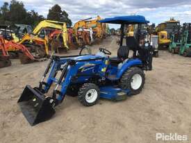 2015 New Holland Boomer 25NH - picture0' - Click to enlarge