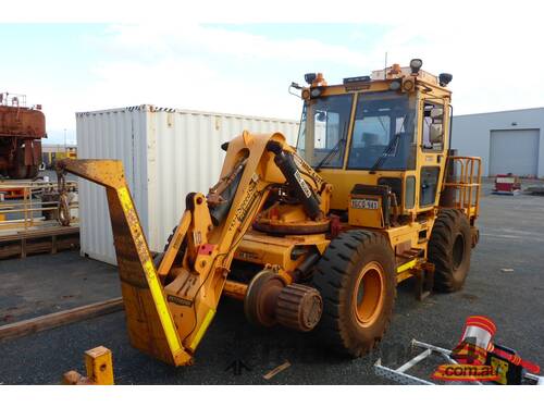 2016 PETTIBONE 445-E SPEED SWING MOBILE CRANE