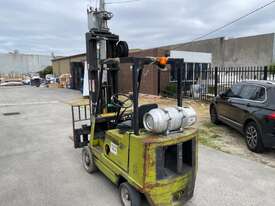 Clark GSC 25 Forklift 2.5 tonne - picture0' - Click to enlarge