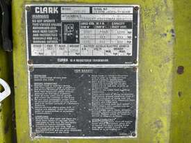 Clark GSC 25 Forklift 2.5 tonne - picture1' - Click to enlarge