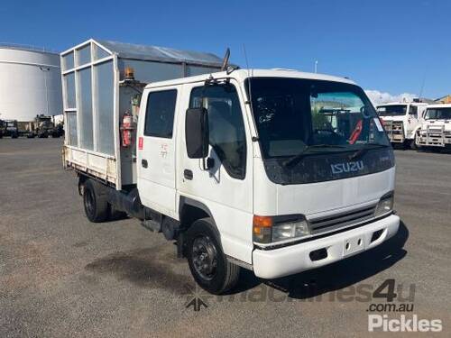 2004 Isuzu NPR