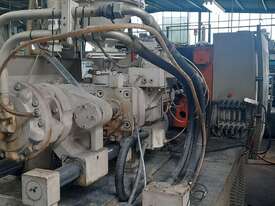 Plastic Moulding Machine - picture1' - Click to enlarge