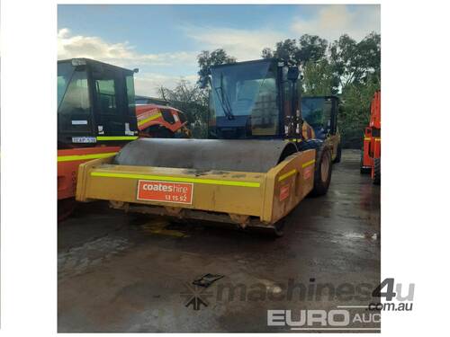 2010 CAT CS74 Single Drum Vibrating Roller, A/C 