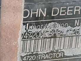 John Deere 4720 - picture0' - Click to enlarge