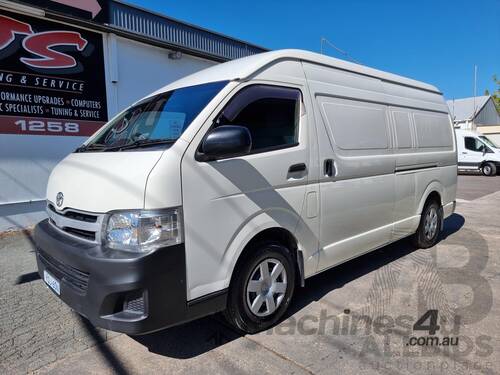 9/2011 Toyota Hiace SLWB MY11 5d Van White 3.0L White 3.0L Turbo Diesel