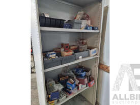 Quantity of Steel Fabrication Hardware, Fixings and Others - picture0' - Click to enlarge