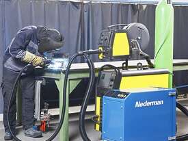 FE 24/7 2.5  Nederman Fume Extractor - picture2' - Click to enlarge