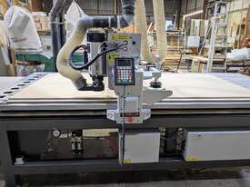 MULTICAM CNC ROUTING MACHINE SR2515vi - picture0' - Click to enlarge